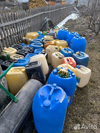 Канистры пластиковые бу