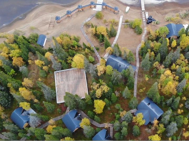 Гостиница, 610 м²