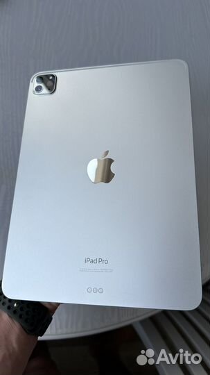 iPad Pro 2022 Почти новый