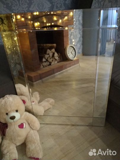 Зеркало на щите