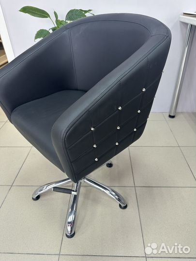 Продажа мебели для салона красоты