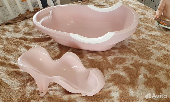 Ванночка для купания с горкой