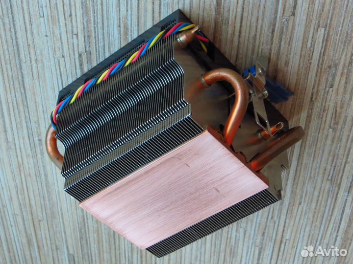 Боксовый кулер с базой Foxconn 2ZR71-406