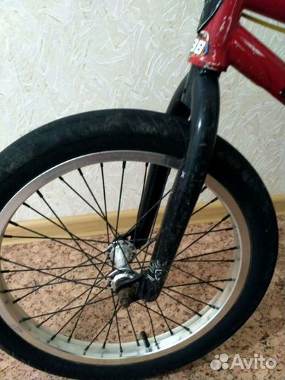 Bmx subrosa salvador