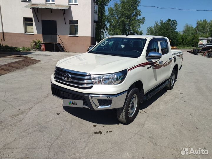 Toyota Hilux 2.7 МТ, 2022, 50 км