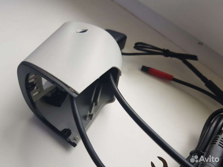 Регистратор под зеркало на лобовое для audi