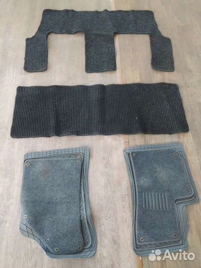 Комплект ковриков велюр Киа Карнивал 1