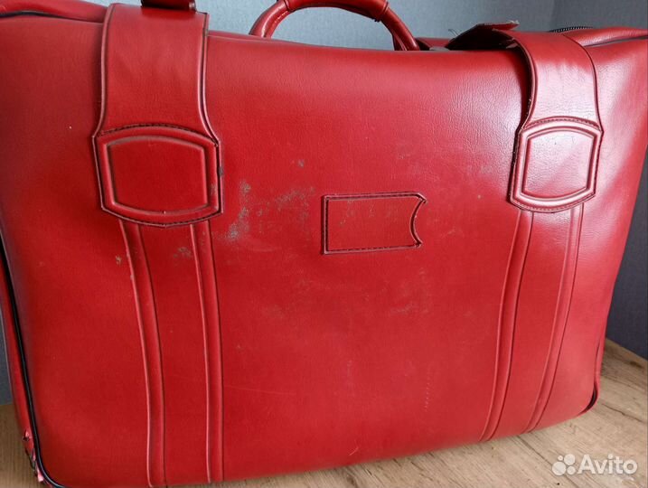 Чемодан СССР красный советский