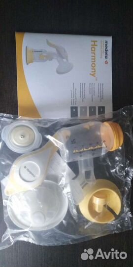 Молокоотсос ручной Medela Harmony