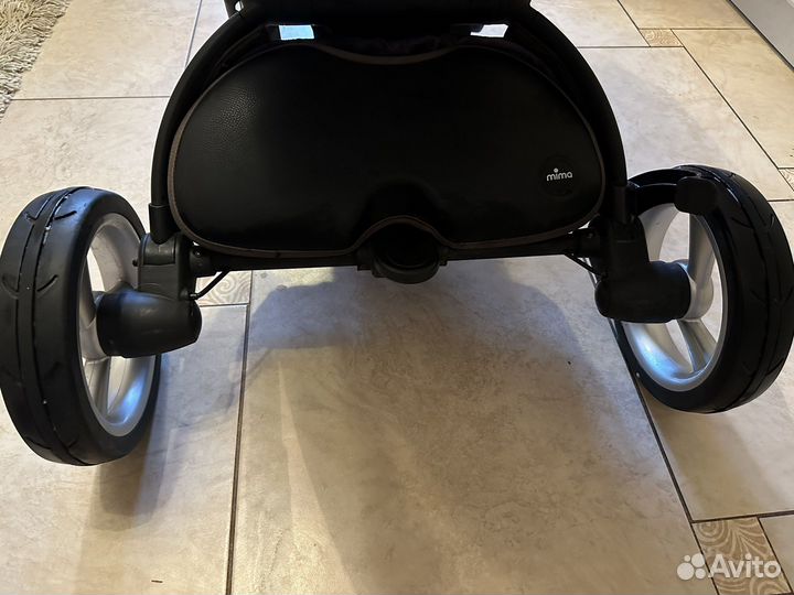 Коляска Mima Xari