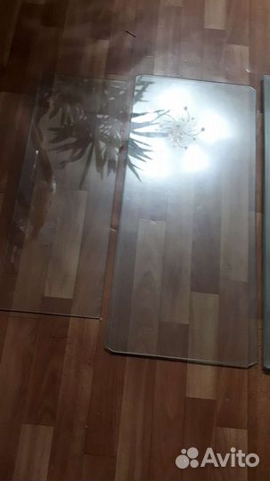 Полки мебельные стекло