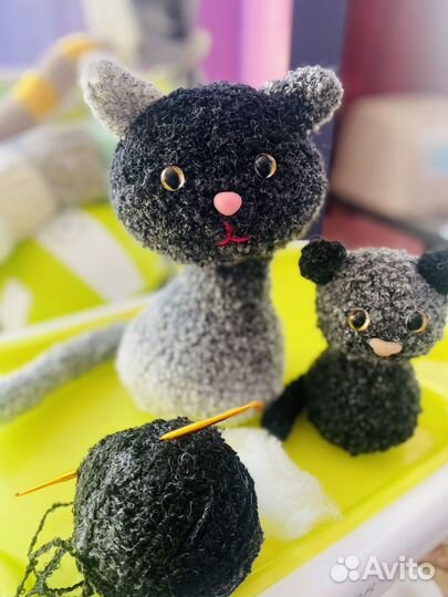 Мягкая игрушка котики вязаные