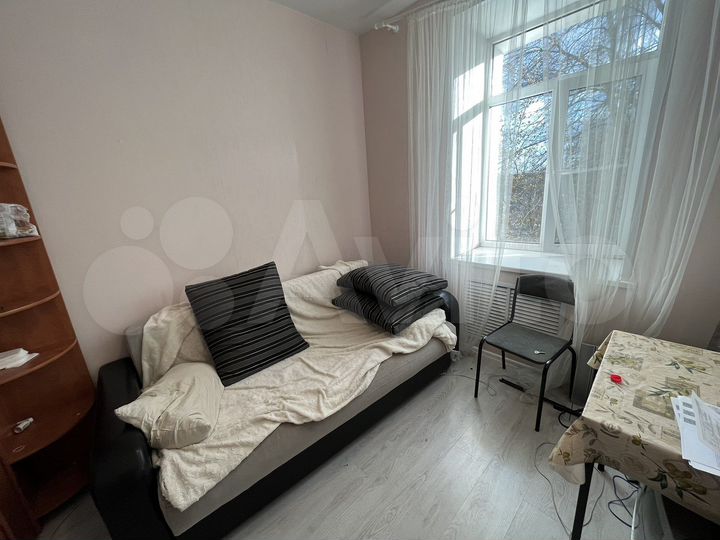 Комната 11 м² в 1-к., 2/2 эт.