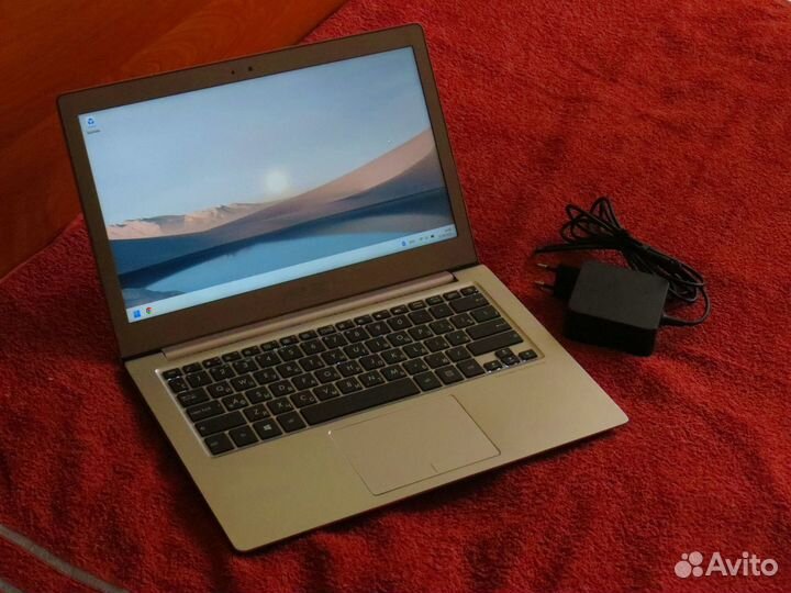 Asus ZenBook UX303L