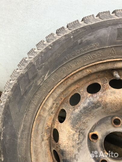 R15 Nordman Nordman 4 205/65, PCD 5x100 DIA 66.1