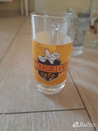 Стаканы и кружки подарочные