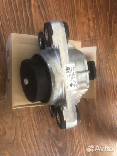 Опора двигателя land rover LR123915