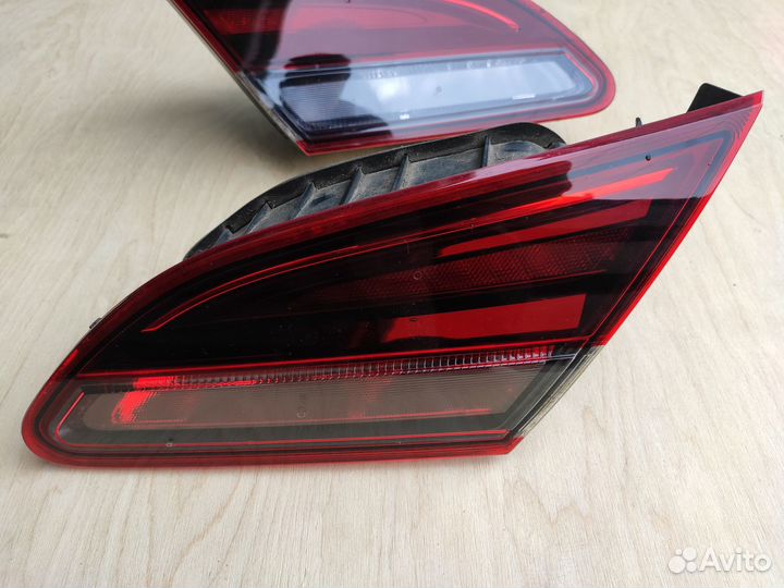 Фонарь задний внутренний LED диодный Astra J GTC