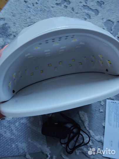 LED лампа для маникюра
