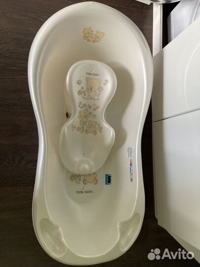 Ванночка для купания с горкой