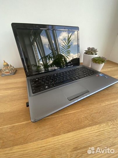Ноутбук asus