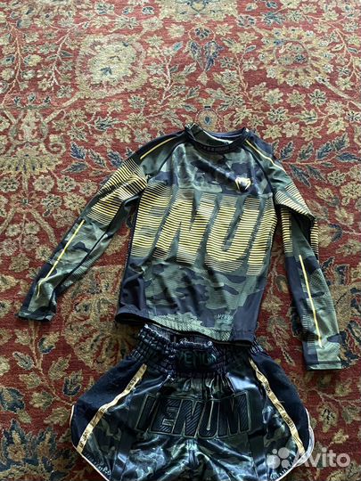 Рашгард+шорты venum