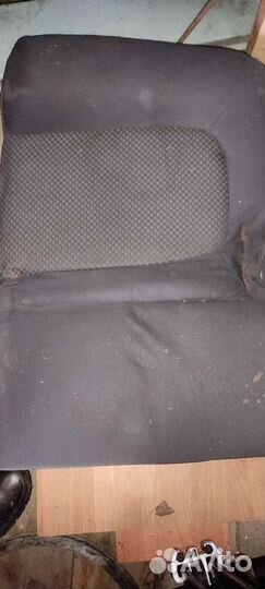 Продам сиденья Сеат Леон 2