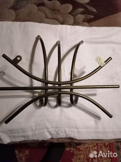 Вешалки настенные