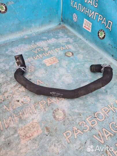 Патрубок водяной. 4H1819374E