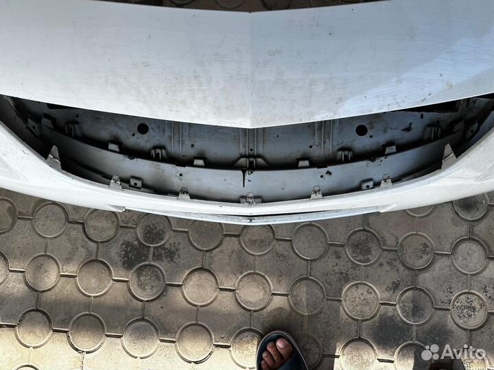 Бампер передний opel astra j