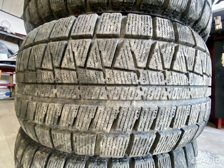 Bridgestone Blizzak LM005 DriveGuard 245/45 R17