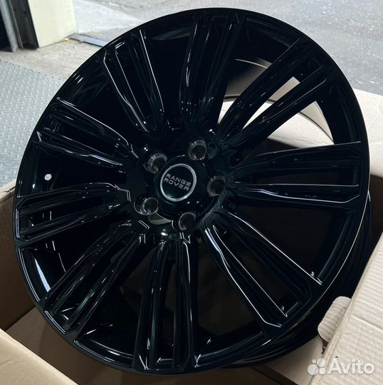 Диски на Range Rover Sport Рендж Ровер Спорт R24