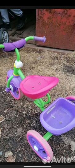 Велосипед трёхколёсный