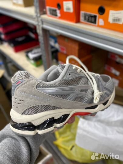 Кроссовки Asics Gel Kayano 14 оригинал. качество