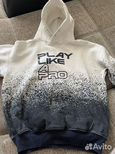 Толстовка с капюшоном