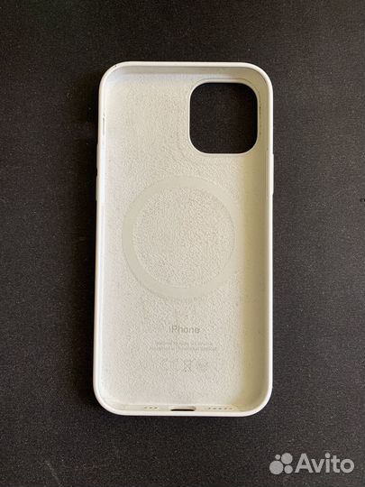 Продам белый чехол на iPhone 12
