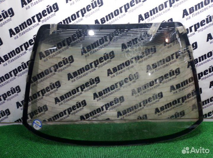 Стекло кузова заднее Toyota Camry SV40 4S-FE