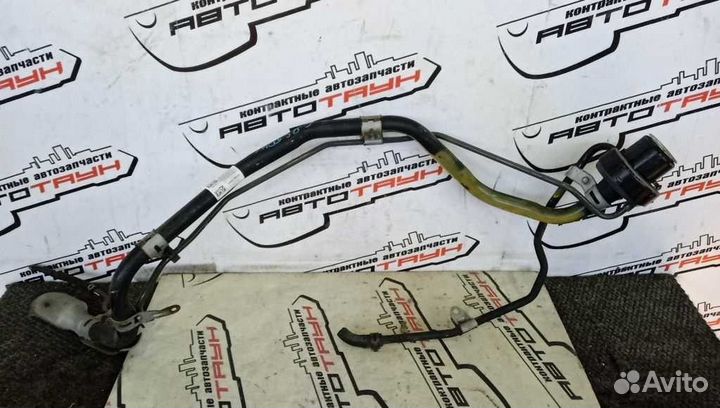 Горловина топливного бака toyota estima estima hybrid previa ACR50W ACR55W AHR20W GSR50W GSR55W 2WD