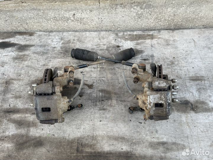 Передний поворотный кулак kia spectra Кия спектра