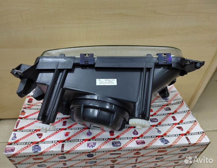 Фара левая VW Passat B3 под корректор