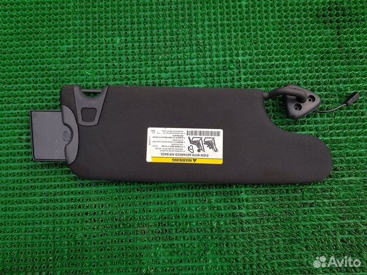 Козырек солнцезащитный левый Dodge Challenger EGG