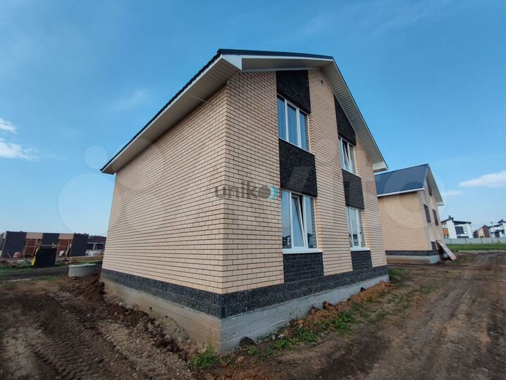 Дом 130 м² на участке 6 сот.