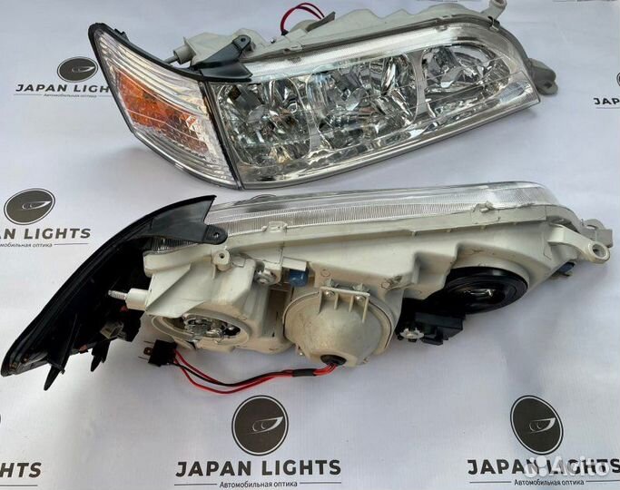 Фары хрустальные передние Toyota Cresta 100