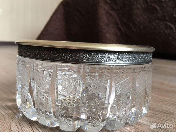 Хрустальная ваза с серебряным ободком с позолотой