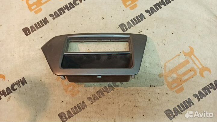 Рамка магнитолы Kia Rio 3