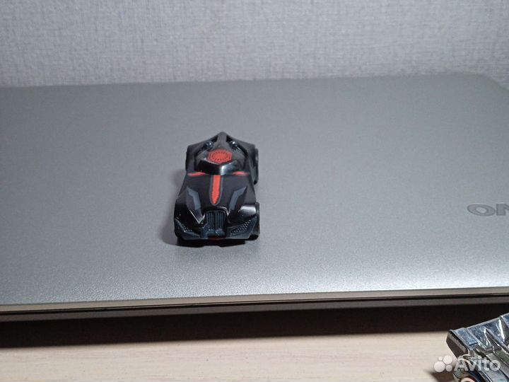 Hot wheels машинки и два мини набора