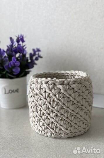 Вязаные корзинки ручной работы