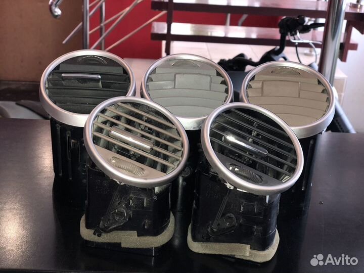 A1648302154 Дефлектор обдува салона Mercedes GL X1