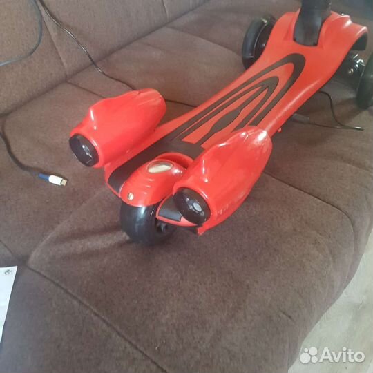 Самокат детский трехколесный