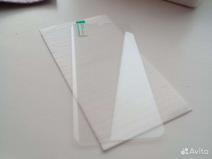 Защитные стекла на Xiaomi,Honor, Samsung